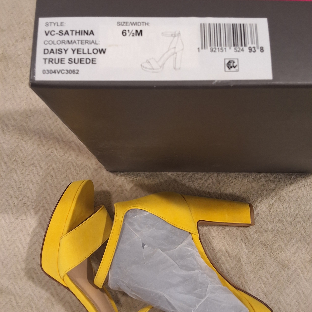 Vince Camuto Daisy Yellow Suede Women's Shoes Size 6.5 M